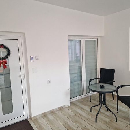 Zed Apartmani Leskovac Лесковац Екстериор снимка