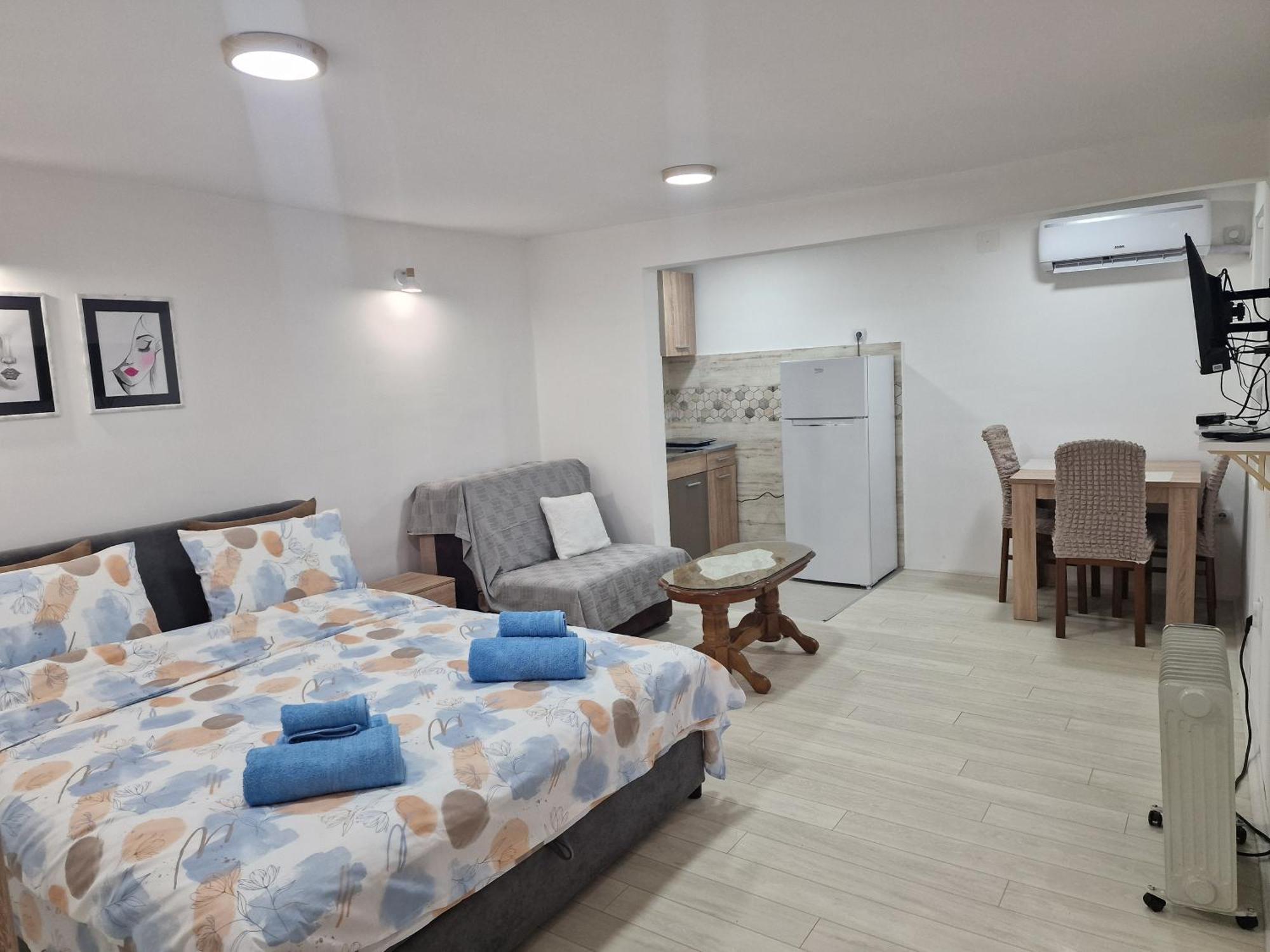 Zed Apartmani Leskovac Лесковац Екстериор снимка