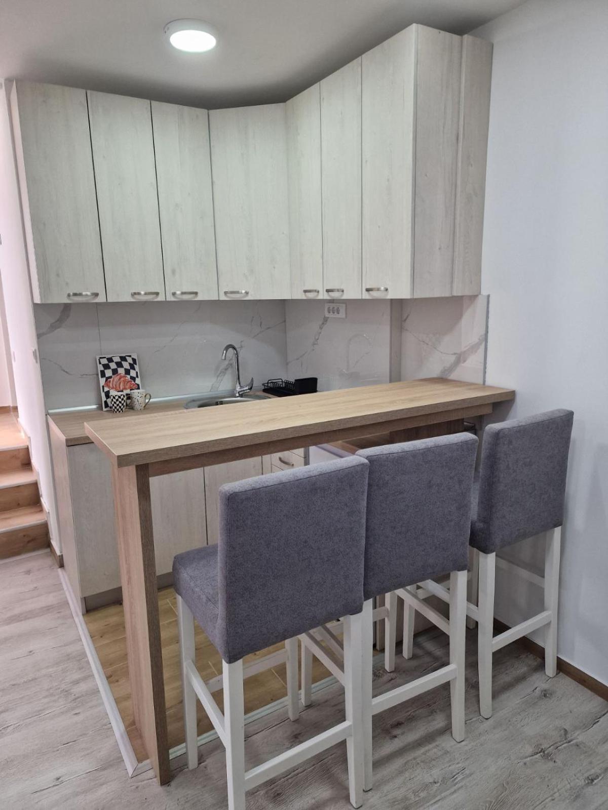 Zed Apartmani Leskovac Лесковац Екстериор снимка