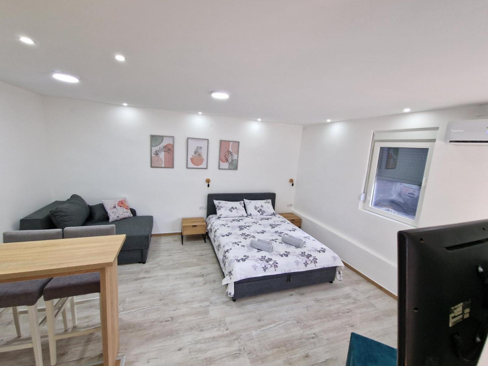 Zed Apartmani Leskovac Лесковац Екстериор снимка